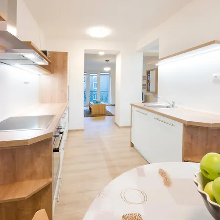 Appartamento Rázusa Centrum *